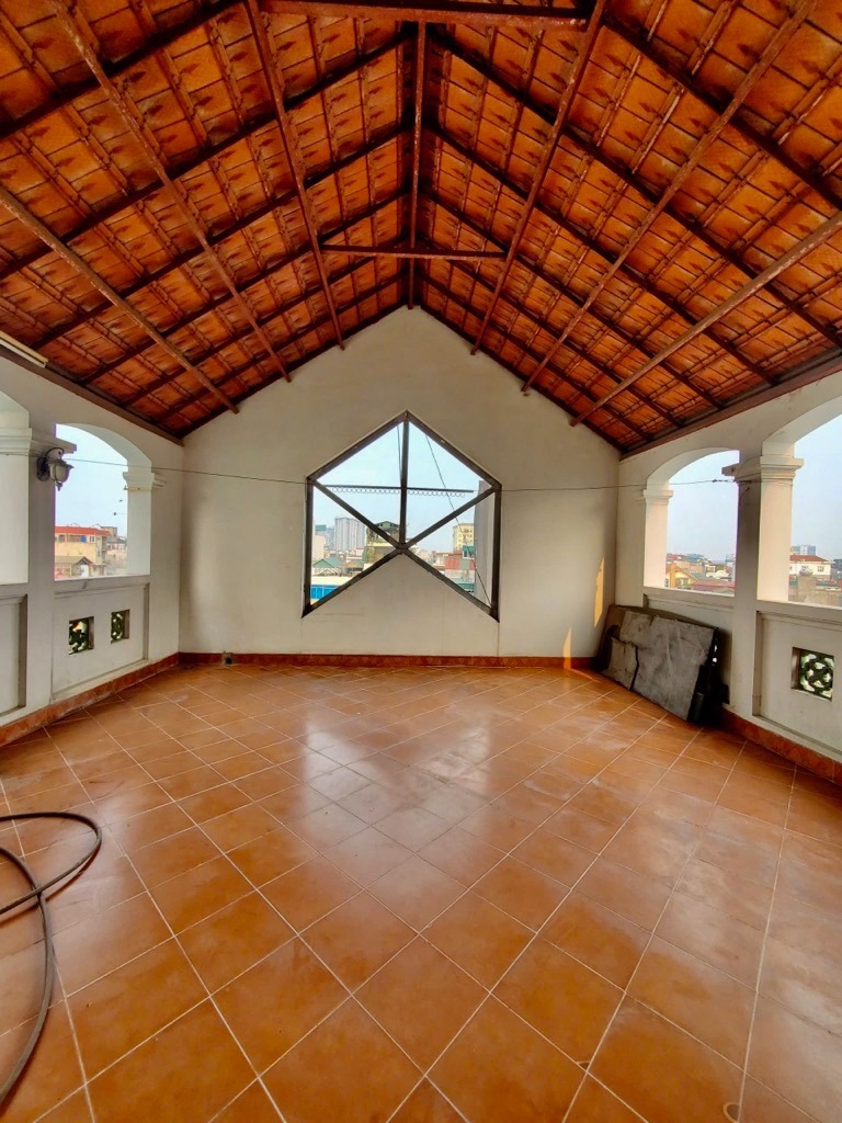 Mặt Phố Văn Cao 90m² Ba Đình - Lô Góc 6 Tầng Thang Máy, Kinh Doanh