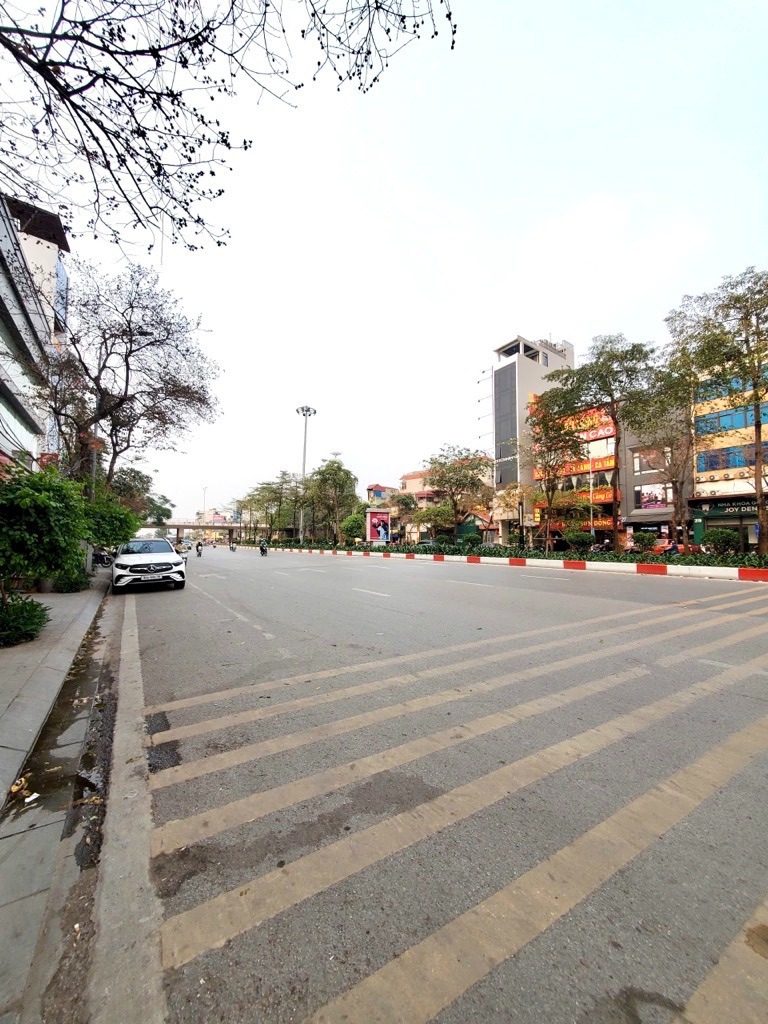 Mặt Phố Văn Cao 90m² Ba Đình - Lô Góc 6 Tầng Thang Máy, Kinh Doanh