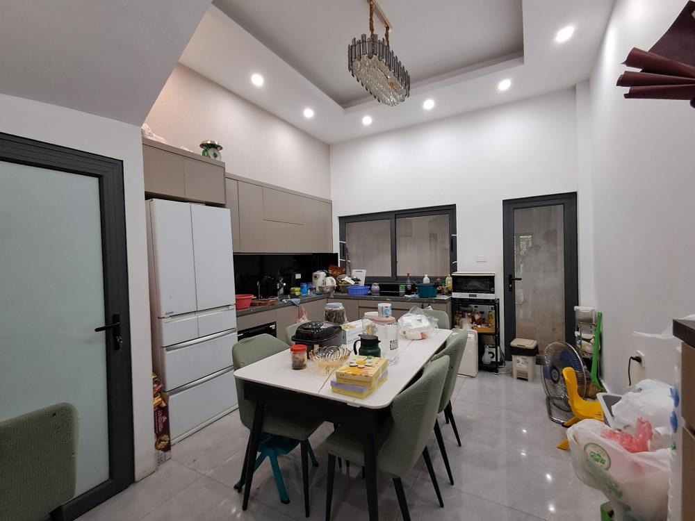 Bán nhà Tây Hồ 58m2, 4 Tầng, 15.5 Tỷ - Ngõ Ô Tô, Gần Hồ Tây