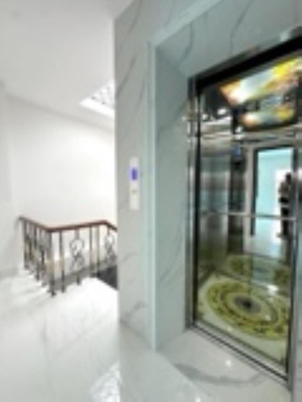 Vạn Phúc Hà Đông: Mua nhà 6 tầng lô góc, thang máy, 40m2 - Giá 7 tỷ (Thương lượng)