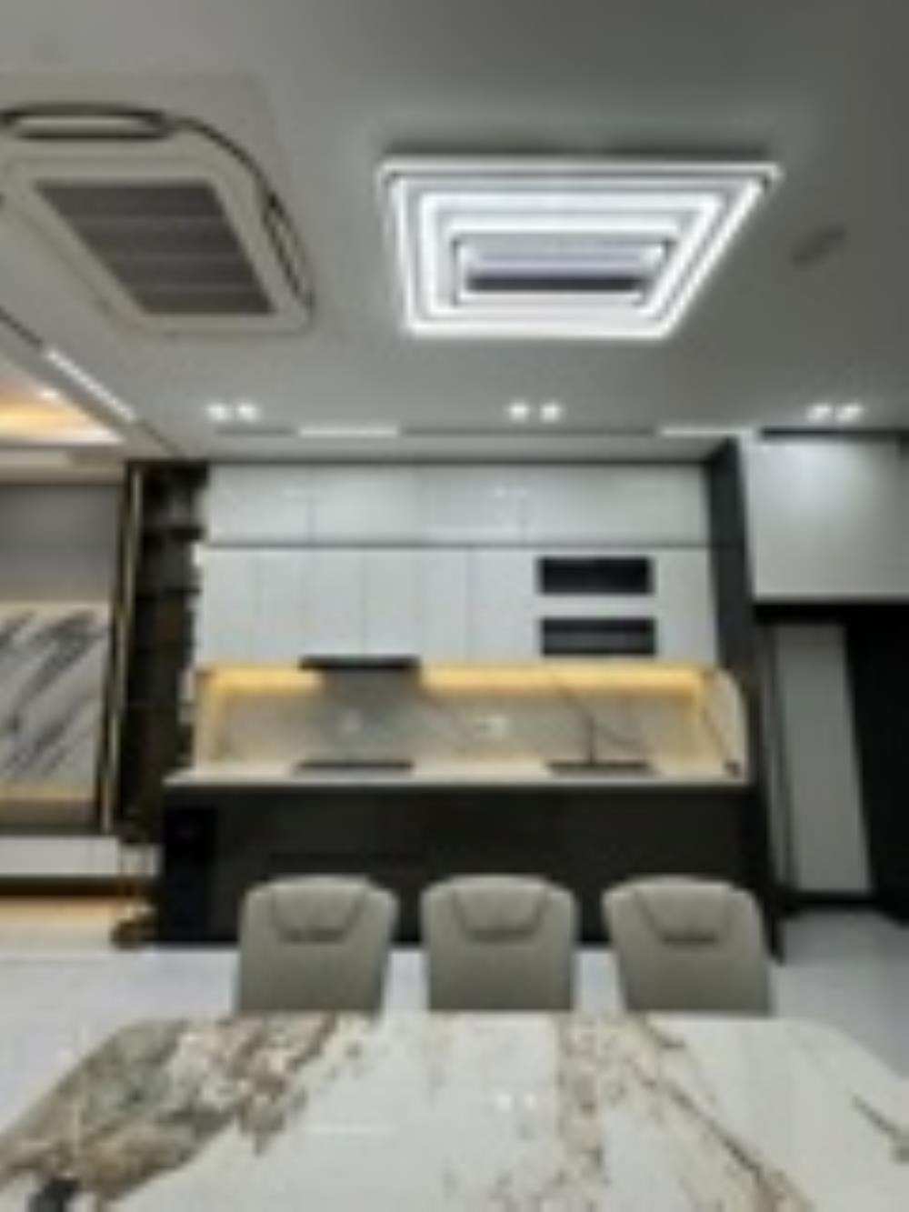 Vạn Phúc Hà Đông: Mua nhà 6 tầng lô góc, thang máy, 40m2 - Giá 7 tỷ (Thương lượng)