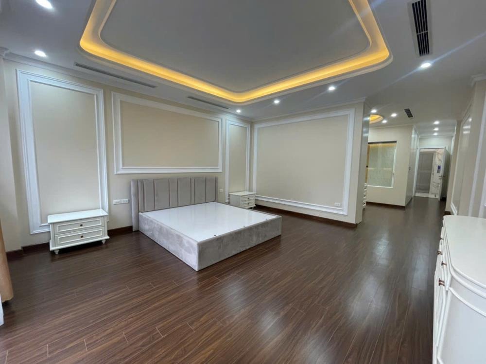 Bán nhà Phúc Đồng, Long Biên 7 tầng, 92m², Mặt tiền 5m, Ô tô tránh - 28 tỷ