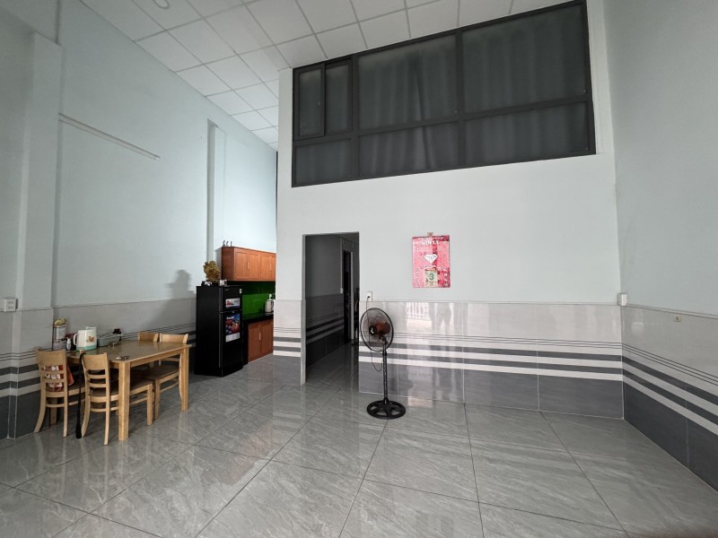 Tân Phú Hẻm Oto Kia Morning Gần Mặt Tiền Lũy Bán Bích Nhà Đẹp Giá Tốt