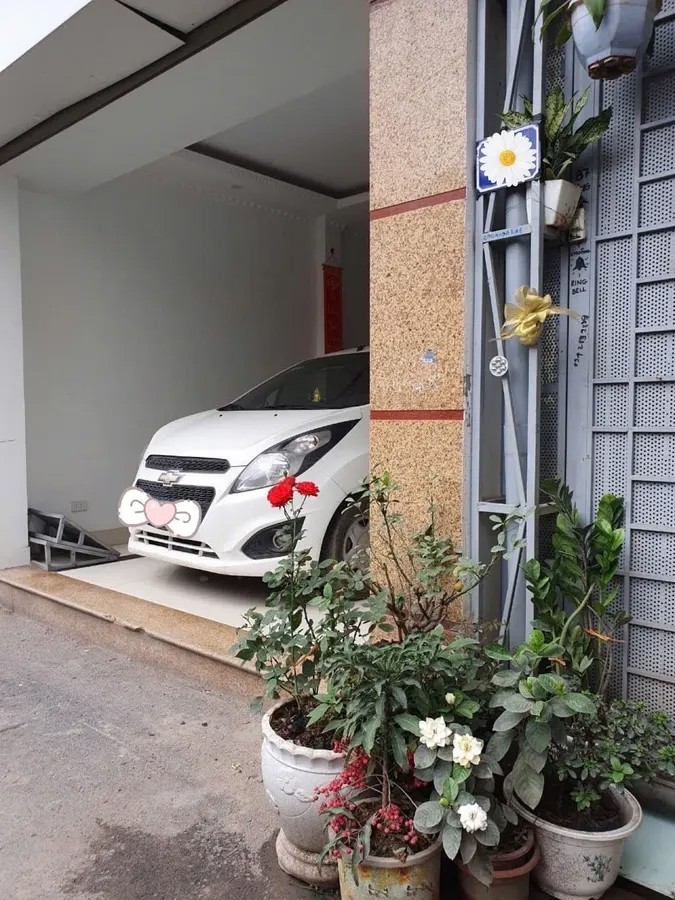 NHÀ 5 TẦNG MẶT PHỐ ĐÀM QUANG TRUNG 42.5 m2 , MT 5m, 7 tỷ Long Biên Hà Nội