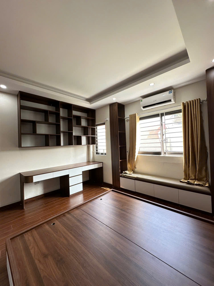 BÁN NHÀ nhiều SỸ – 5 TẦNG xe con THÔNG - hoạt động ĐỈNH!