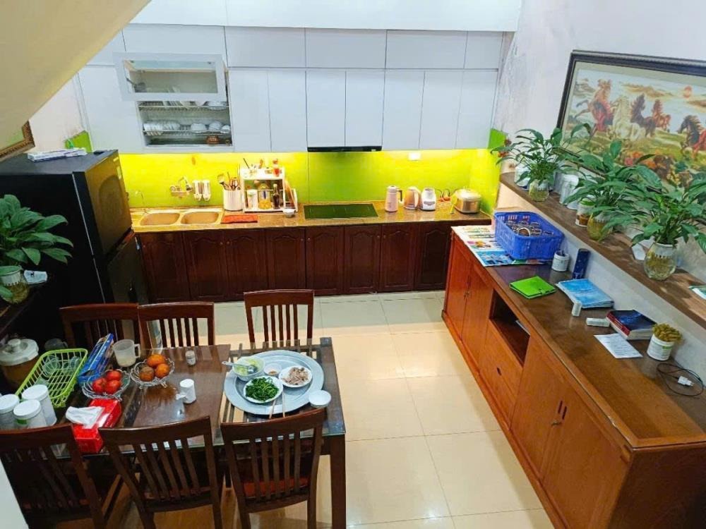 Bán Nhà Phố Lê Trọng Tấn, Thanh Xuân - 135m², 4 Tầng, Mặt Tiền Rộng, Giá 38 Tỷ