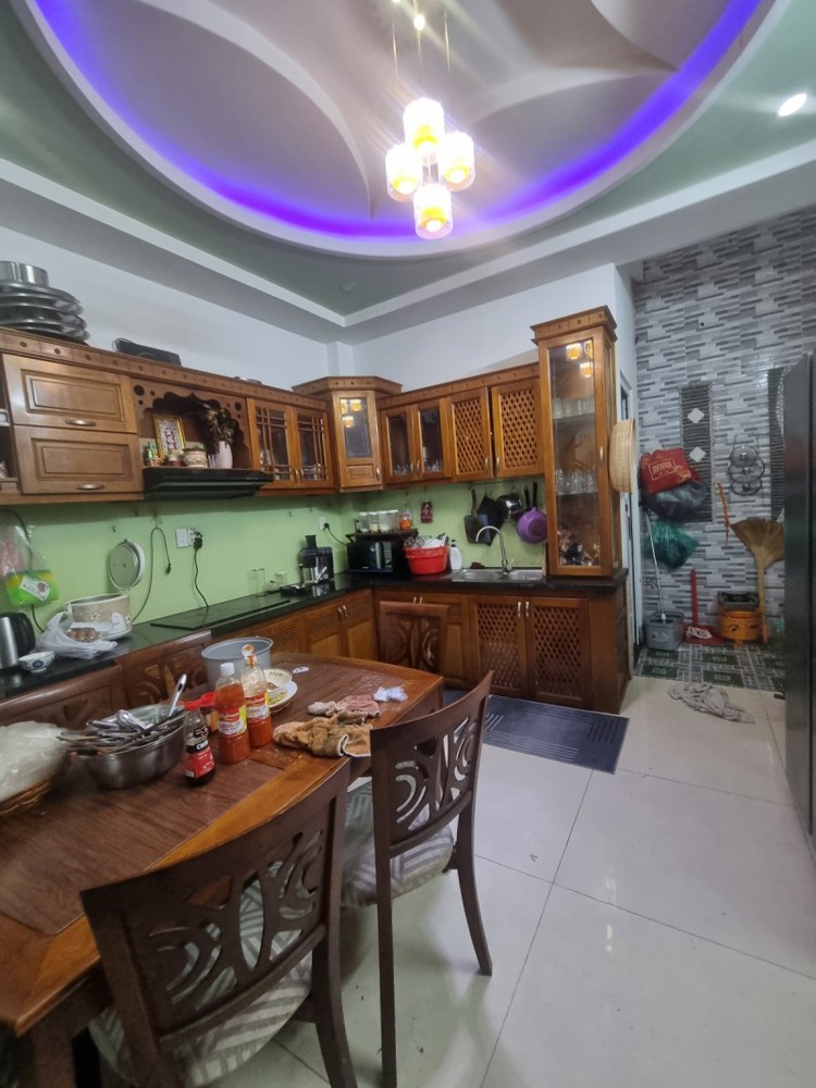 Bán nhà 4 tầng, 4PN, HXH Tân Hòa 2, Hiệp Phú, P. Tăng Nhơn Phú. 68m2, SH, 7.55 tỷ