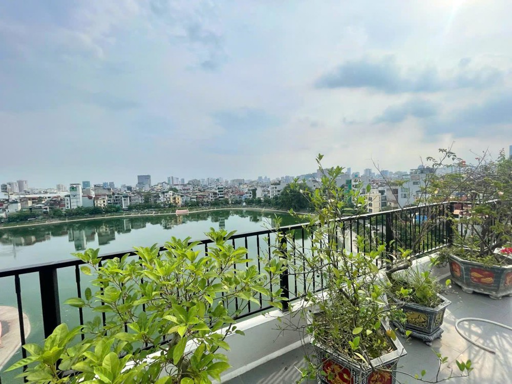 Bán nhà mặt hồ Linh Quang-View hồ Thang máy Kinh doanh Văn phòng homestay