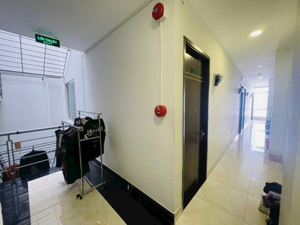 Bán CHDV Mặt Tiền Nguyễn Trung Trực, Bình Thạnh - Dòng Tiền Khủng, 29.5 Tỷ