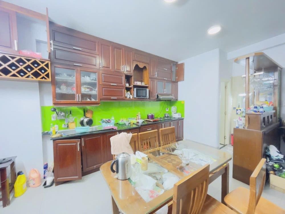 Bán nhà Quận 3, 4 Tầng, Sát Mặt Tiền Rạch Bùng Binh - 76m2, Chỉ 11 Tỷ