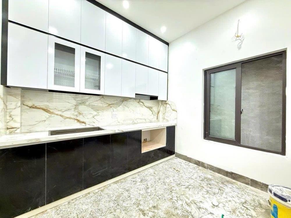 Nhà Phân Lô Oto Đường Láng - 2 Mặt Thoáng - KD Tốt - 15.5 Tỷ