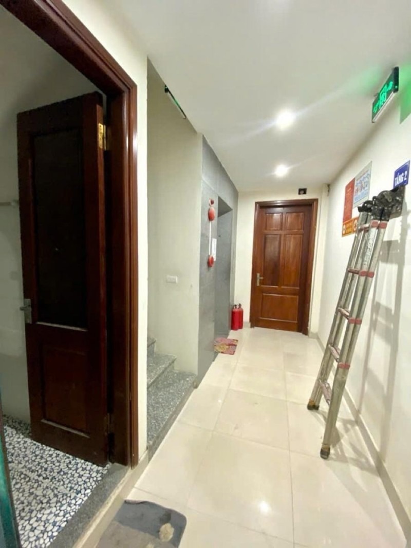 Bán nhà Nguyễn Xiển, Thanh Xuân - 90m2, 5 Tầng, 28 Tỷ - Ô Tô Tránh, Vỉa Hè
