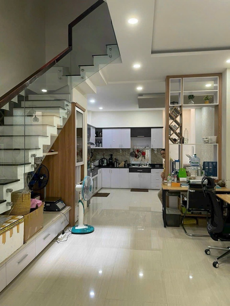 Nhà Hẻm Thông Nguyễn Văn Trỗi, Phú Nhuận - 4 Tầng, Full Nội Thất - Giá Tốt