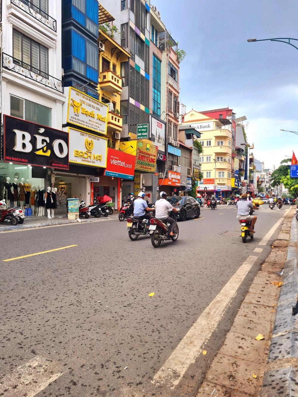 Bán nhà mặt phố Bạch Mai 70m2, 5 tầng, Vỉa hè, Kinh doanh - 27 tỷ