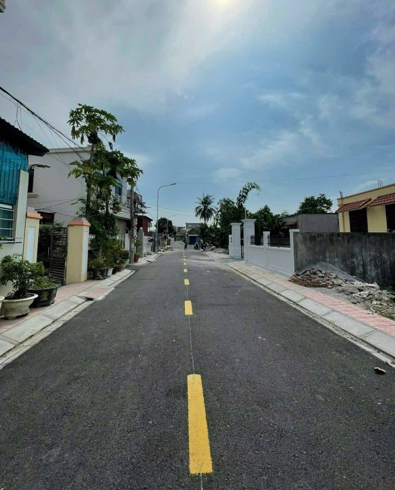 Lô đất 185m² giá hiếm chỉ hơn 11 triệu/m² tại Cao Tiến – Đại Hà, đường nhựa 20m cực hiếm  ZALO 0567