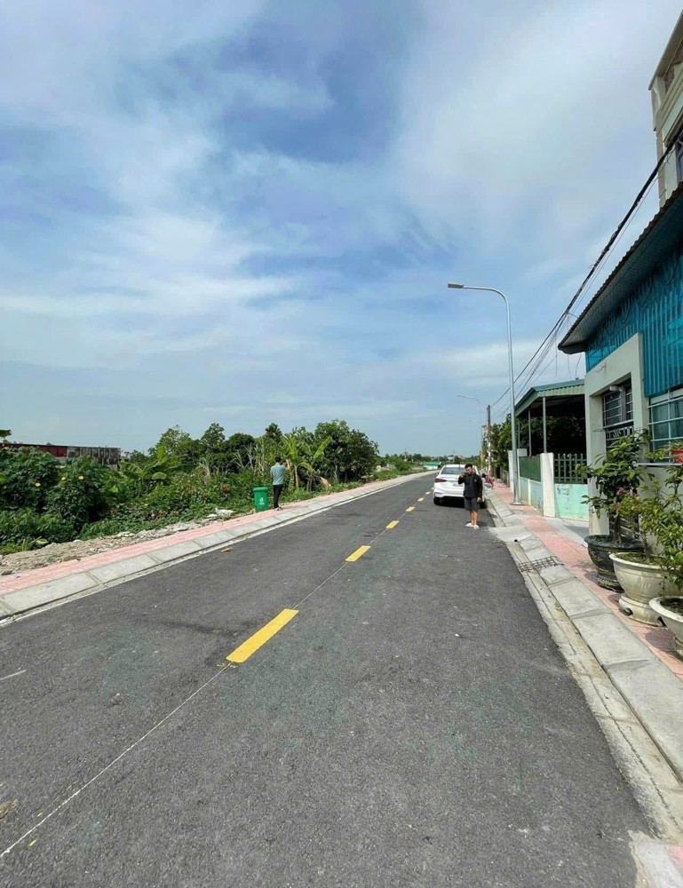Lô đất 185m² giá hiếm chỉ hơn 11 triệu/m² tại Cao Tiến – Đại Hà, đường nhựa 20m cực hiếm  ZALO 0567