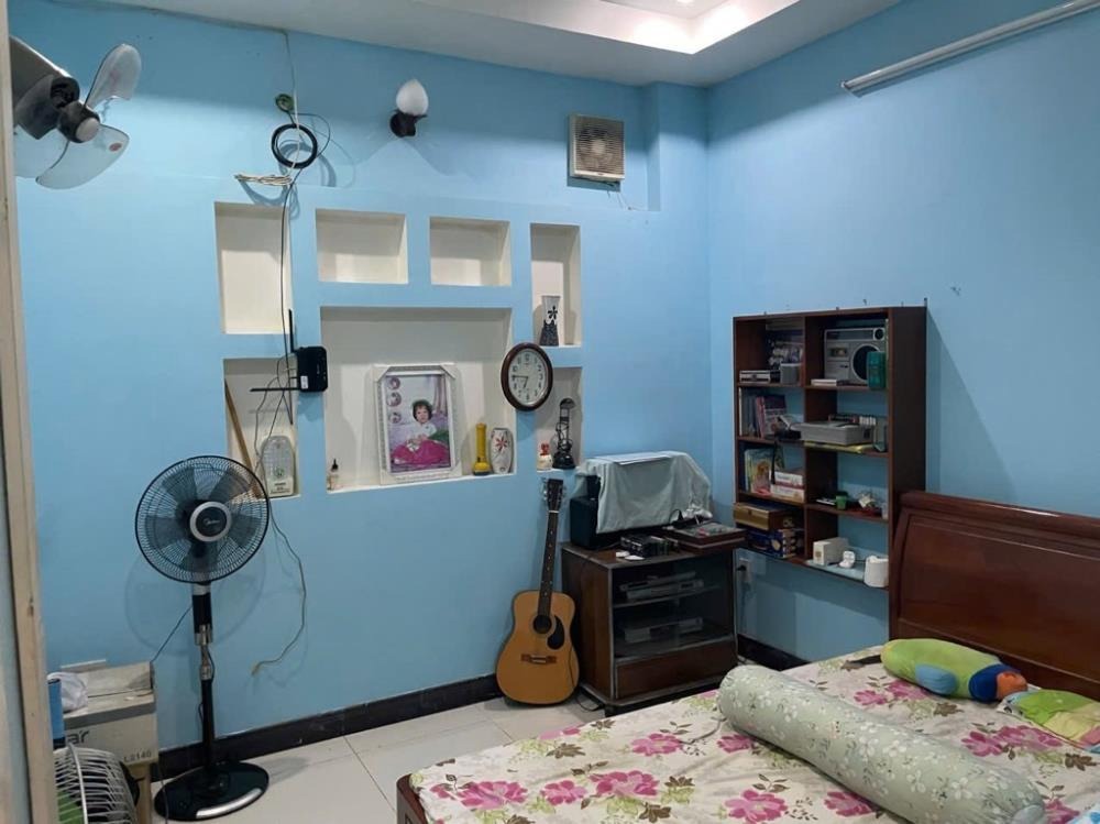 Bán nhà Trường Chinh, Tân Phú - 3 Tầng, 64m2 - Giá 7.7 Tỷ (TL)