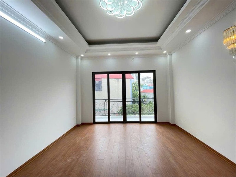 ✨ BÁN NHÀ Sài Đồng – Chu Huy Mân – 71m² – 4 tầng – 8,9 tỷ – Tổ ấm cho gia đình nhỏ