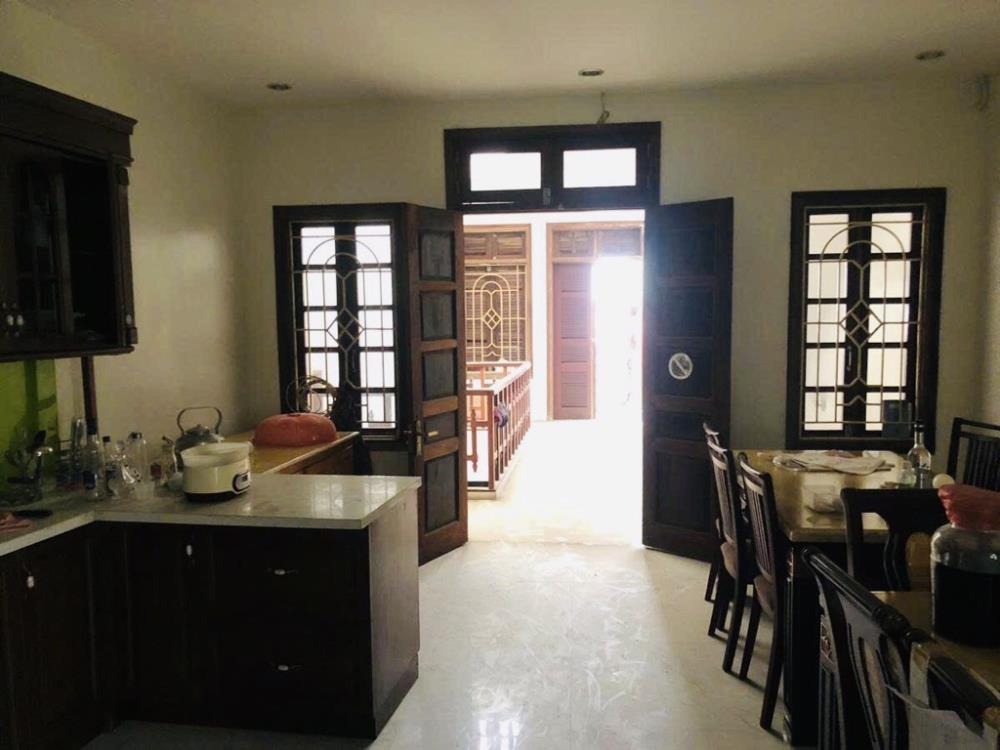 Bán nhà mặt phố Hàng Giấy - Hoàn Kiếm - Kinh doanh đỉnh cao, dòng tiền 2 tỷ/năm
