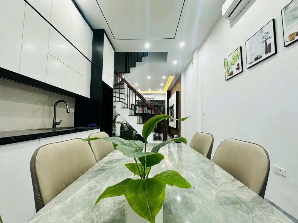 Bán nhà đẹp Bạch Mai, Hai Bà Trưng - 39m², 4 Tầng, Giá 7.99 Tỷ