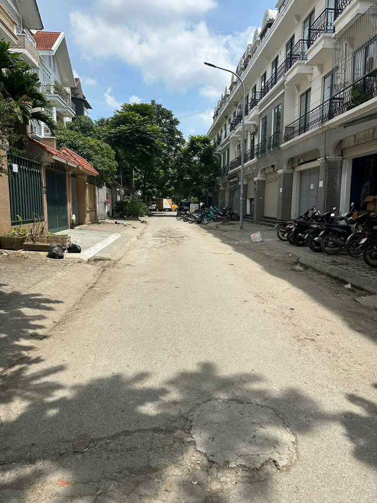 BÁN LIỀN KỀ PHÙNG KHOANG – CĂN GÓC ĐẸP, DIỆN TÍCH 75M², 5 TẦNG, GIÁ CHỈ 20,5 TỶ