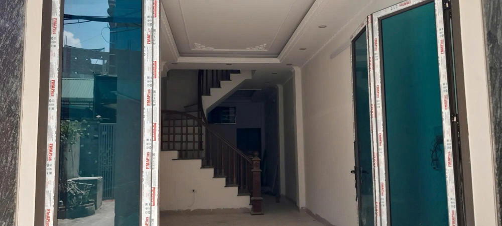 Bán Nhà 41m x 5 tầng giá 6.9x tỷ Nghĩa Lộ - Hà Đông - Gần trường Đại Học, bến xe Yên Nghĩa