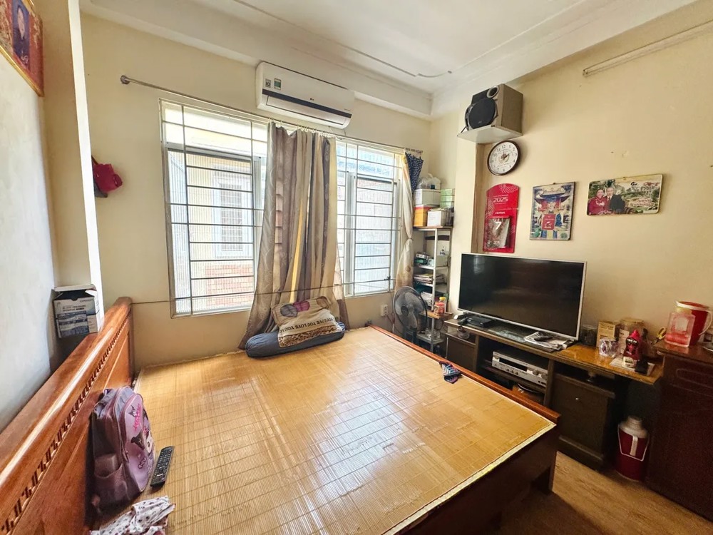 Bán đất tặng nhà Huyền Kỳ, Hà Đông 57mx3 tầng, 15m ra Ô tô tránh giá 5.95 tỷ có TL