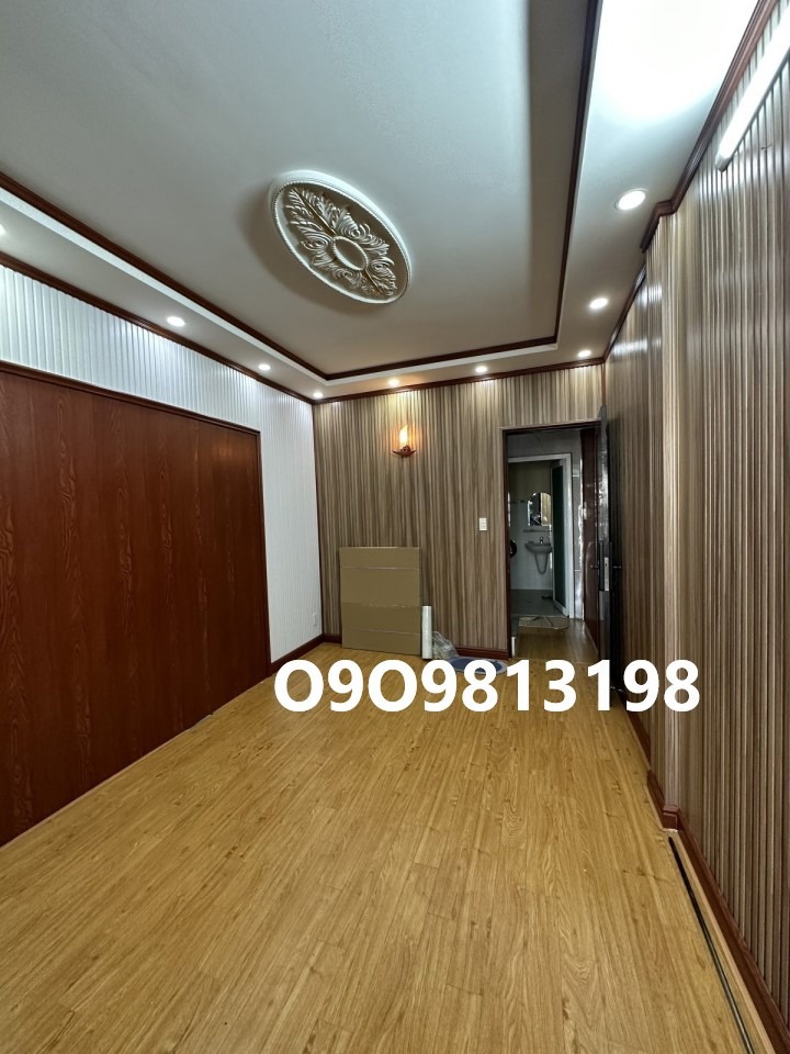 Cho Thuê Nhà Quận 1 - 4 Tầng, SHR, Dòng Tiền Ổn Định