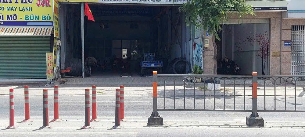 NHÀ (8x27) MẶT TIỀN TÔ KÝ TRUNG CHÁNH, HÓC MÔN TỪ 22 TỶ CÒN 17.5 TỶ