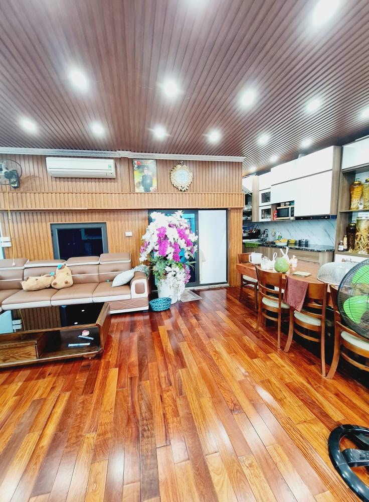 Bán tòa nhà 9 tầng, 100m², mặt tiền Phúc Diễn, Bắc Từ Liêm - Lợi nhuận cao