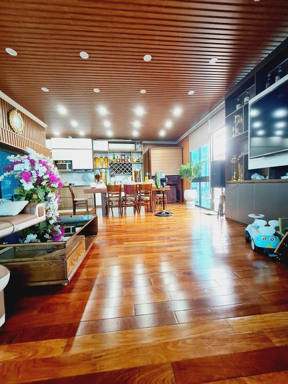 Bán tòa nhà 9 tầng, 100m², mặt tiền Phúc Diễn, Bắc Từ Liêm - Lợi nhuận cao