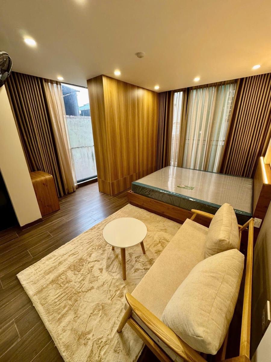 Bán nhà phố Tạ Quang Bửu, Hai Bà Trưng - 42m2, 7 Tầng, Giá 18.7 Tỷ