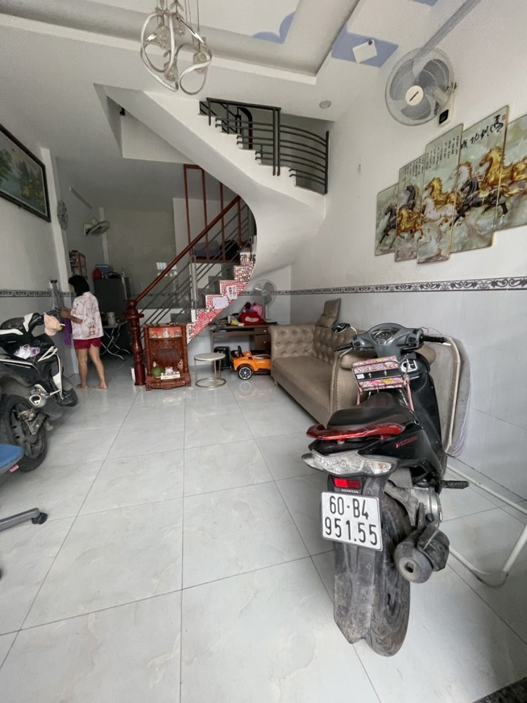 Nhà Lầu – Hẻm Xe Hơi 5M Thông – Gần Chợ Bình Thành Bình Hưng Hòa B