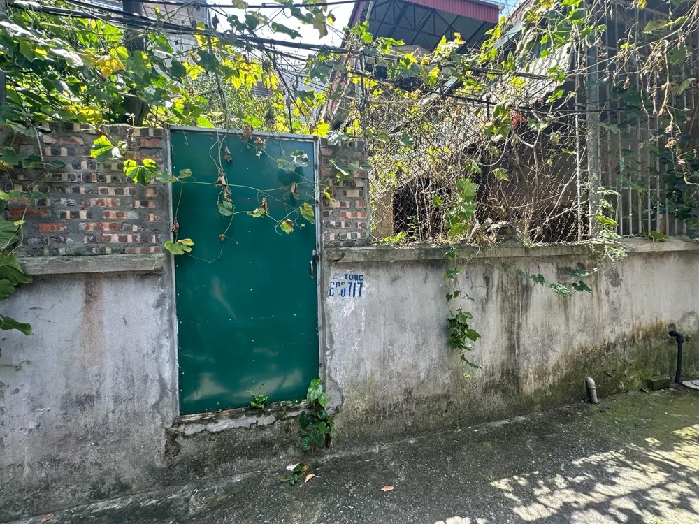 BÁN ĐẤT THỔ CƯ DIỆN TÍCH NHỎ XINH Phố Nguyễn Văn Cừ 35 m2 ,4.5 tỷ Long Biên Hà Nội