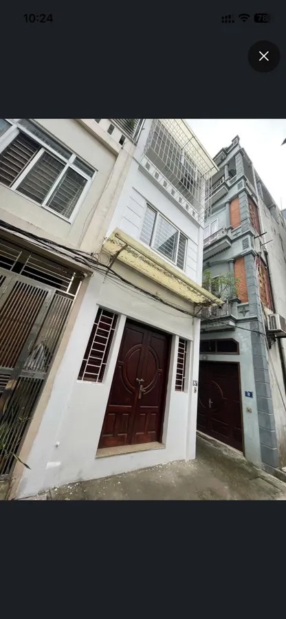 BÁN NHÀ RIÊNG Phố Ngô Gia Tự 35m2 X 3 tầng MT 3.5m, 5.6 tỷ Long Biên Hà Nội