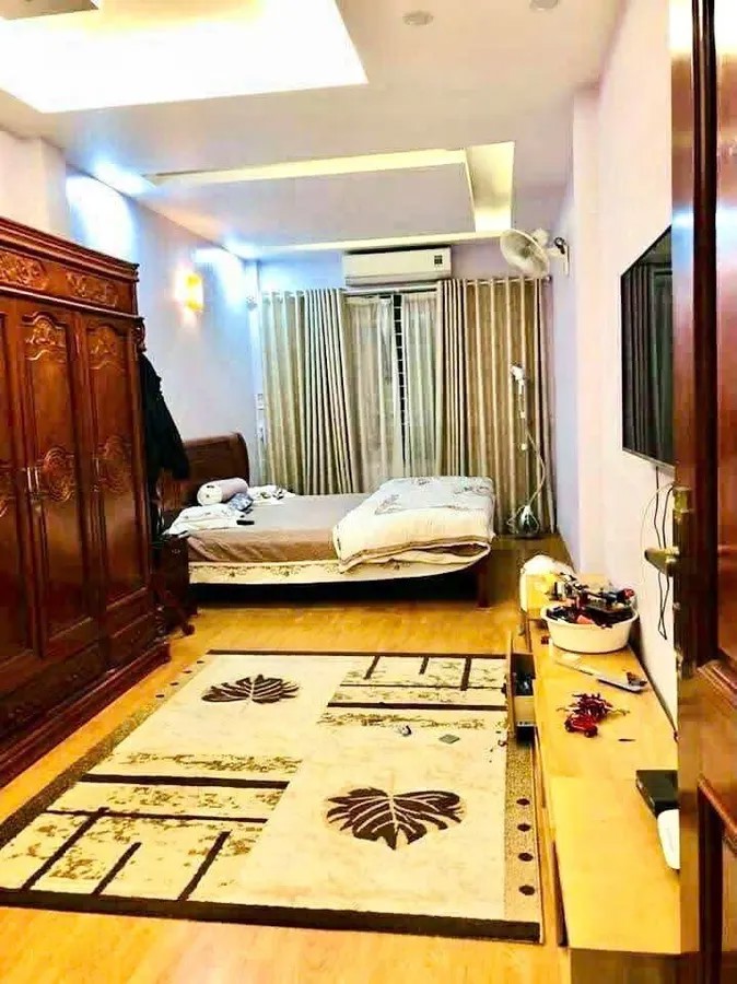 Bán Nhà Khương Thượng 39/43m2. 5 tầng. mặt tiền 3.4. giá 12 Tỷ Đống Đa Hà Nội