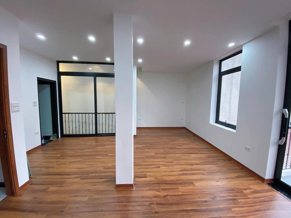 Bán nhà ngõ 141 Trích Sài, Tây Hồ - 89m2, 4 tầng, MT 4m, giá 29 tỷ - Có thương lượng