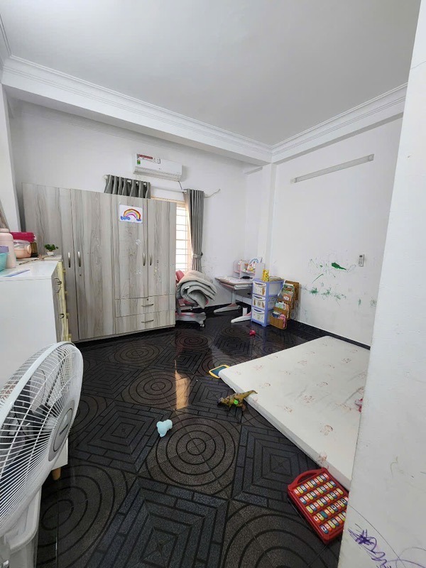 Bán nhà phố 68m2, 4PN, Quận 7 - Giá 11.6 tỷ - Vị trí đắc địa