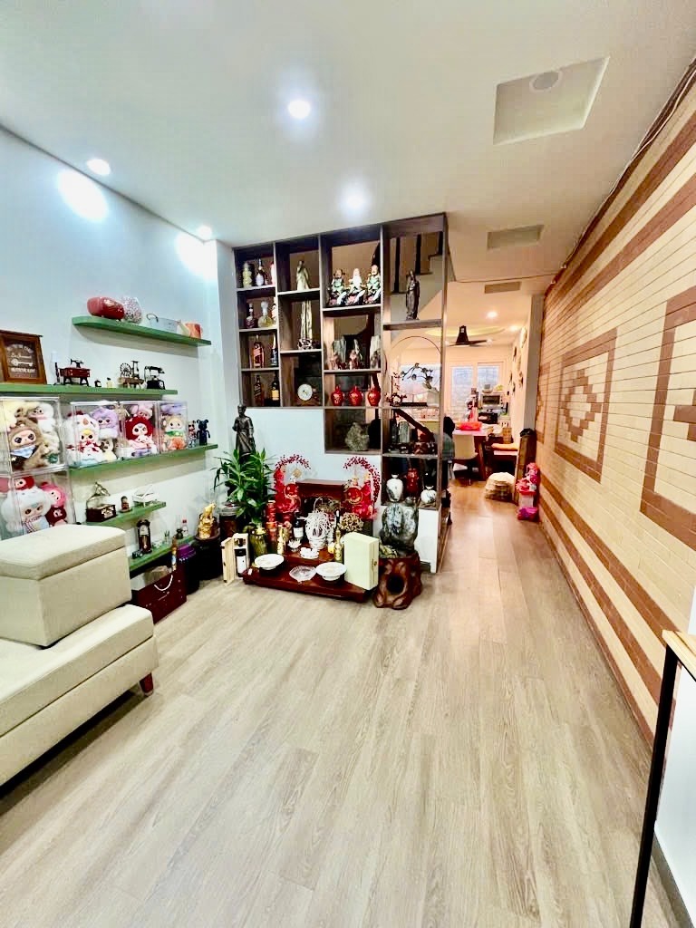 Bán nhà phố Bạch Mai - Trần Khát Chân - Giảm Giá Gần 1 Tỷ