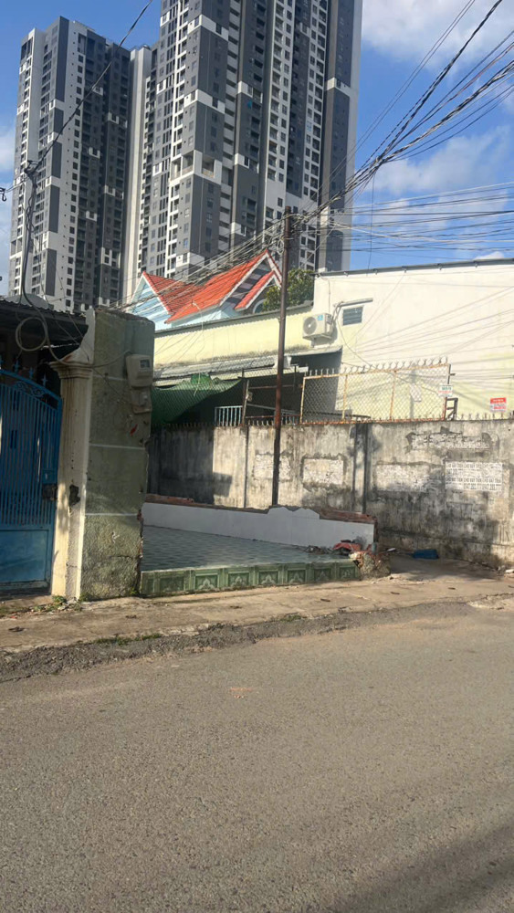 Bán nhà 156m² Đông Hòa,đường 2 ô tô thông,gần ĐHQG TPHCM,giá đầu tư