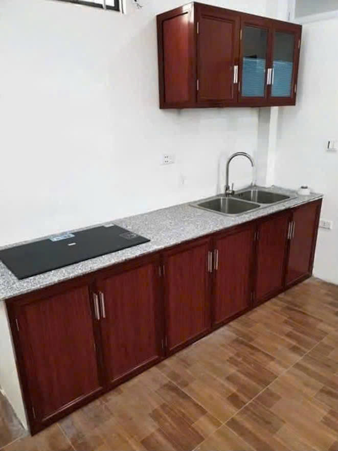 Nhà Nguyễn Khánh Toàn - Gần Bờ Sông Tô Lịch 35m2 x 6T x 7.5 tỷ Hàng Sắp Tuyệt chủng
