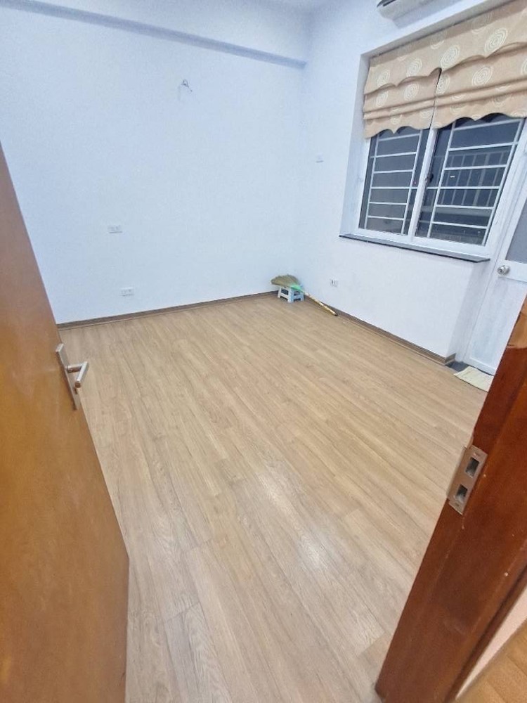 CHUNG CƯ TRÀN QUÝ KIÊN DT 76M 2 NGỦ GIÁ 6,3 TỶ-LÔ GÓC,NHÀ ĐẸP Ở NGAY