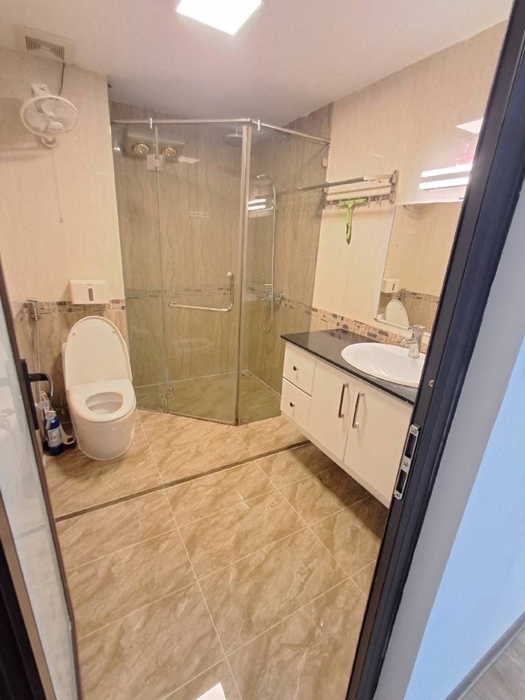 CHUNG CƯ TRÀN QUÝ KIÊN DT 76M 2 NGỦ GIÁ 6,3 TỶ-LÔ GÓC,NHÀ ĐẸP Ở NGAY