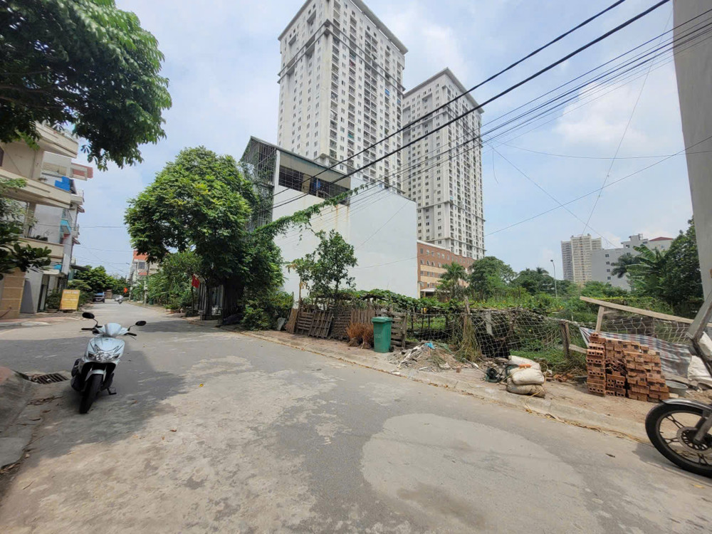 SIÊU PHẨM 72.2M ĐẤT DỊCH VỤ ĐÔ THỊ TÂN VIỆT. ĐỨC THƯỢNG. HOÀI ĐỨC. HÀ NÔI.VĨA HÈ- Ô TÔ ĐỖ TRƯƠC