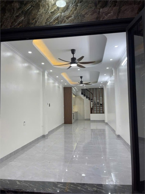 BÁN NHÀ THƯỢNG THANH THANH AM – 54M² – 5 TẦNG – 6,9 TỶ – GẦN Ô TÔ – Ở NGAY