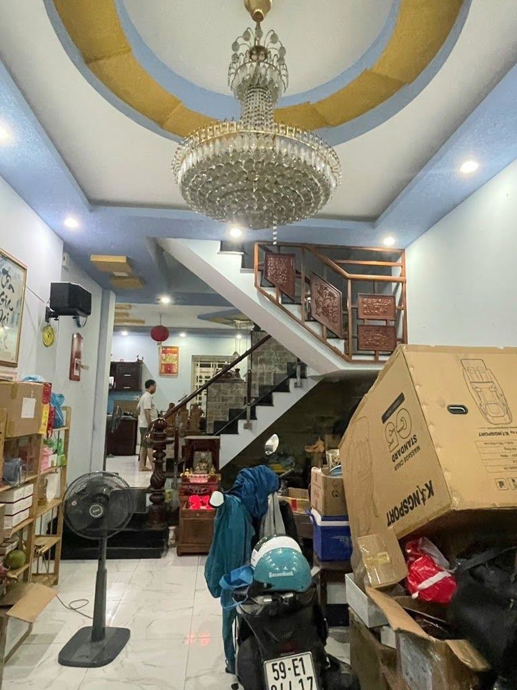 Bán nhà Gò Vấp, hẻm xe hơi Phạm Văn Đồng thông Thích Quảng Đức, Phú Nhuận, 80M², 9.9 tỷ TL