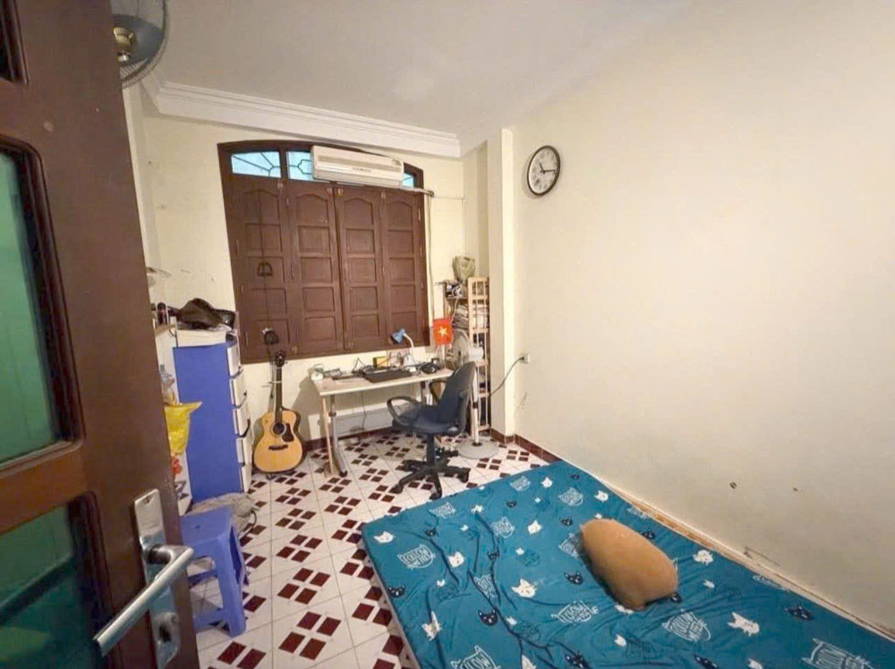 Bán nhà Khương Trung giá đầu tư - Sổ đỏ 30m xây 4 tầng 6,3 tỷ Gần ô tô quy hoạch ổn định