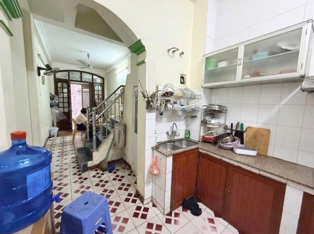 Bán nhà Khương Trung giá đầu tư - Sổ đỏ 30m xây 4 tầng 6,3 tỷ Gần ô tô quy hoạch ổn định