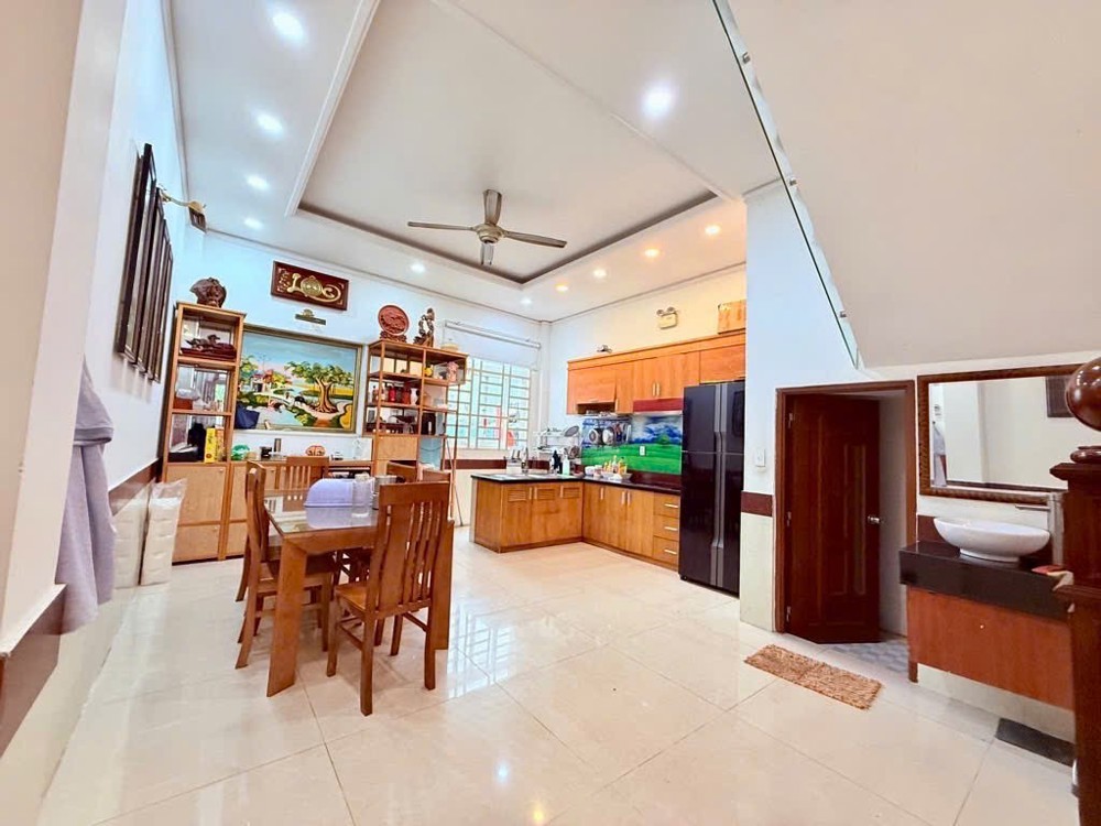 5❌15m, BÁN NHÀ 3 TẦNG, HXH, 4PN, PHẠM VĂN BẠCH, P15 TÂN BÌNH, 6 TỶ HƠN