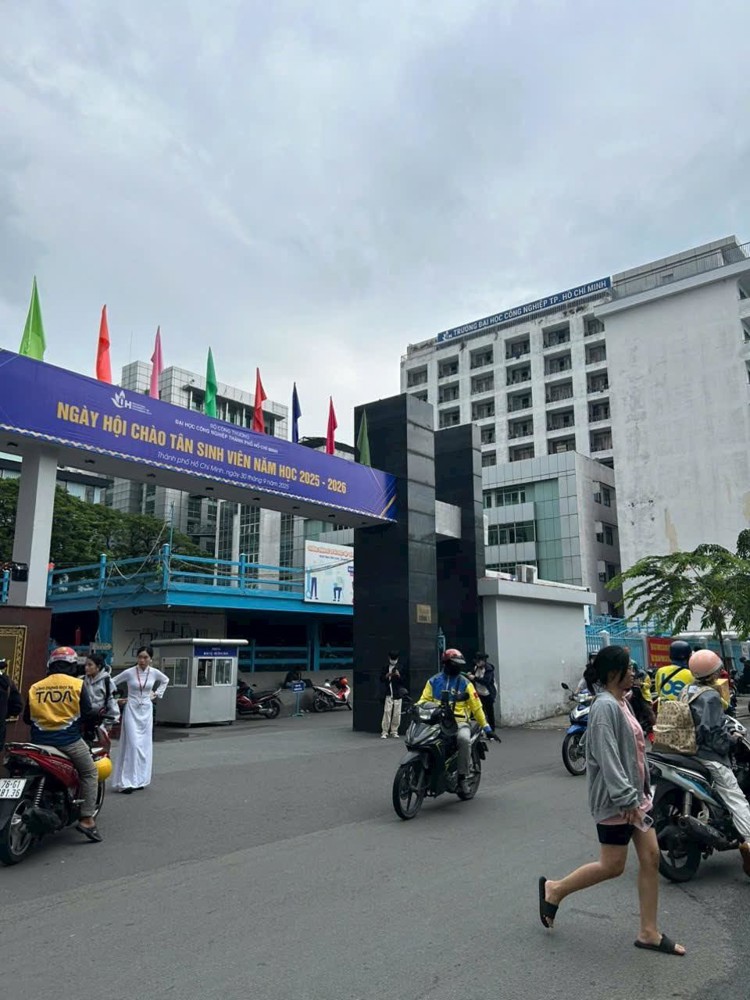 Bán nhà Gò Vấp, hẻm xe hơi  Nguyễn Thái Sơn, ngay ĐHCN4, 94M², 4 tầng, 11pn, 9.65 tỷ TL